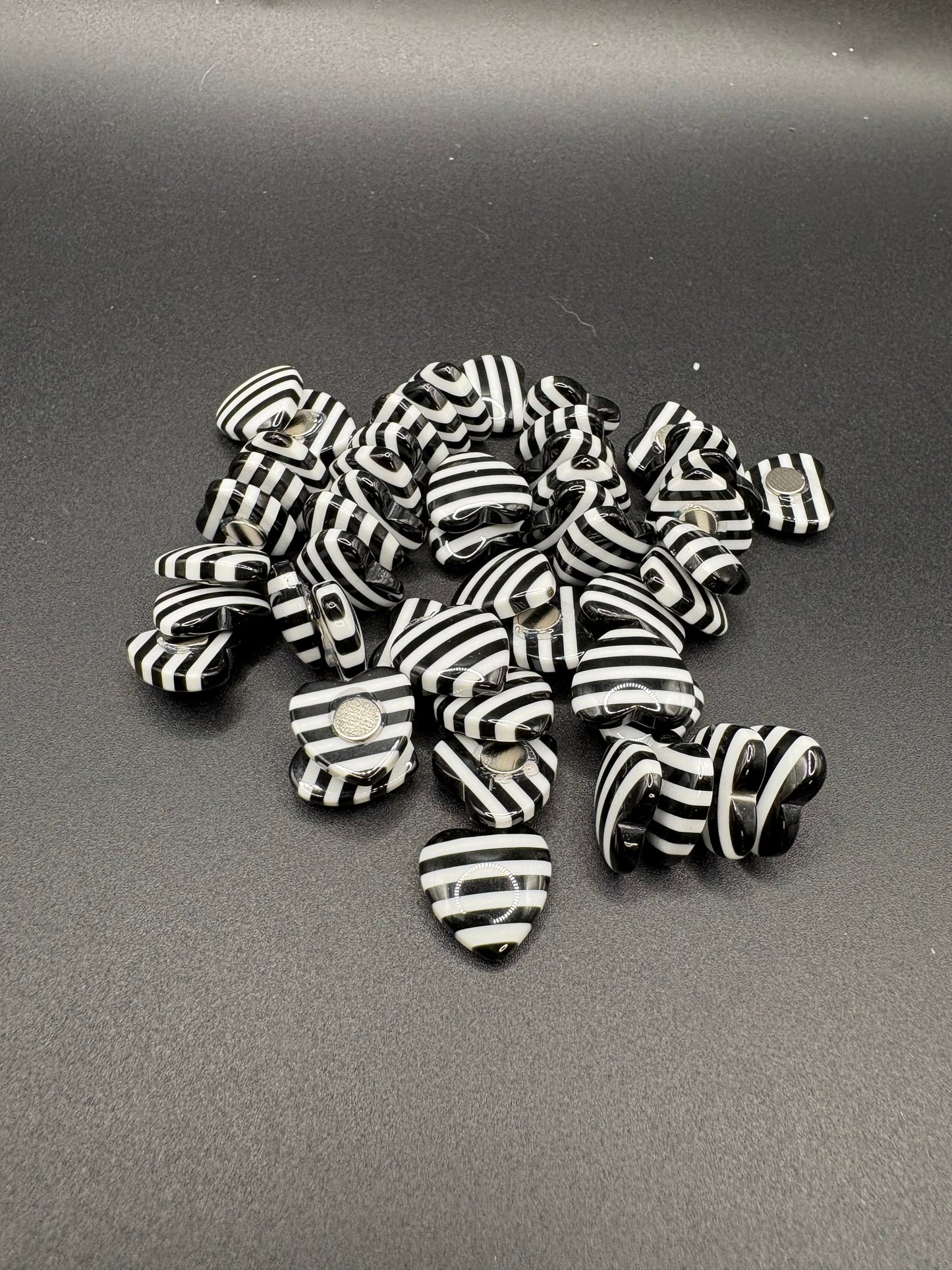 Mini Black and White Hearts Fichas Bundle